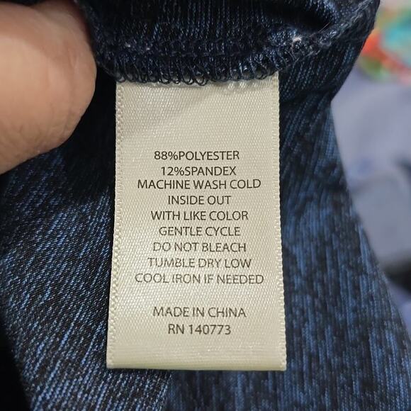 Max Studio Performance L/S shirt High Neck SUN BLOCKER Ear Loops Size Small Blue - Picture 12 of 12